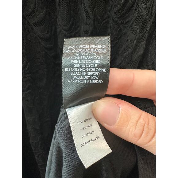 TORRID | Black Lace Overlay Fit & Flare Midi Dress Plus | Size 4X - Picture 8 of 8